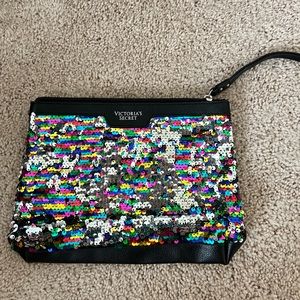Makeup bag